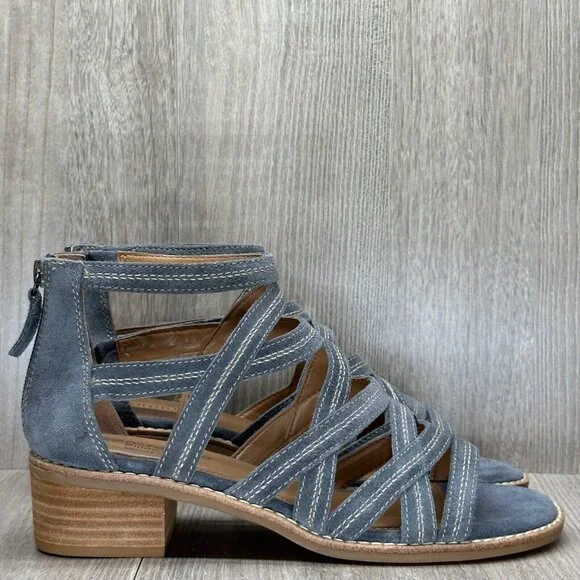 Comfortiva Sandals Women 8M Betha Open Front Stacked Heel Gladiator Leather Gray - Picture 1 of 14